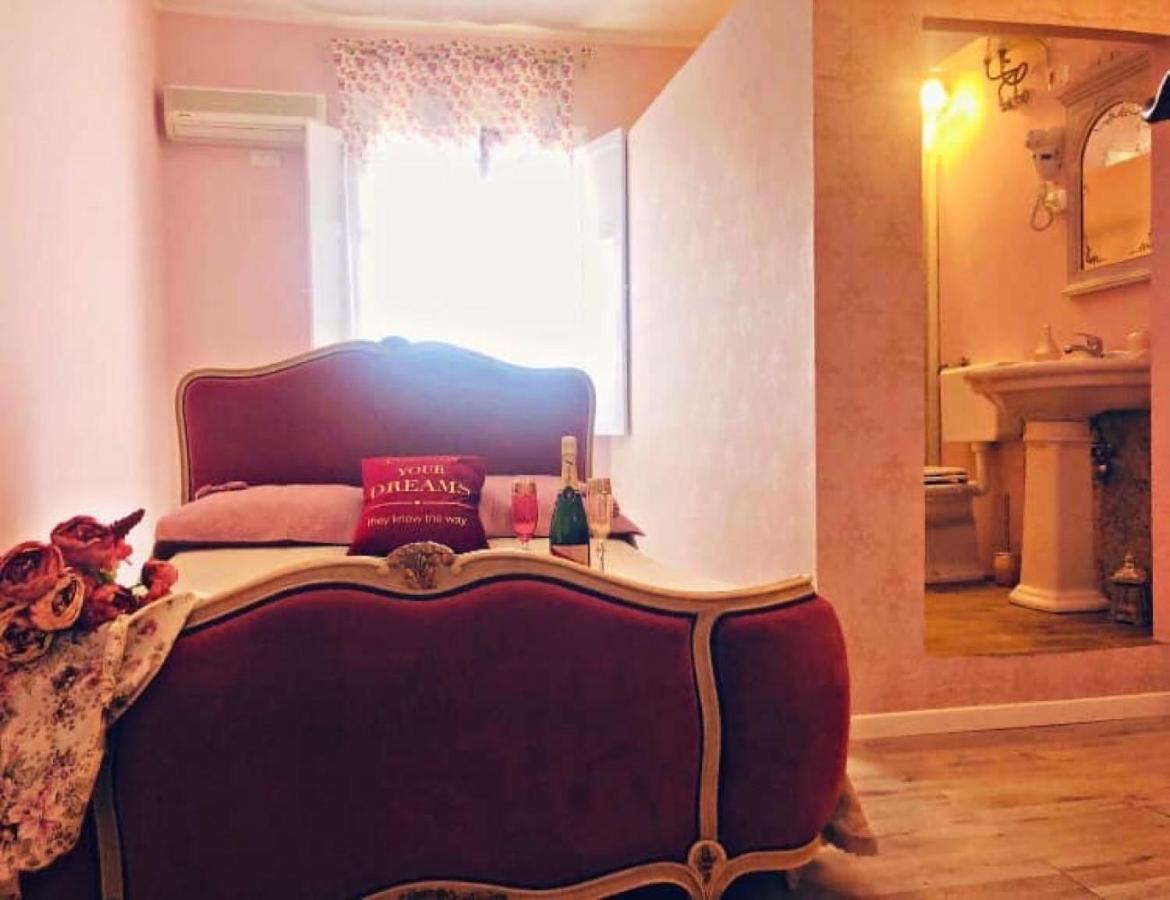 B&B Dimora Chic Gioia Tauro Buitenkant foto