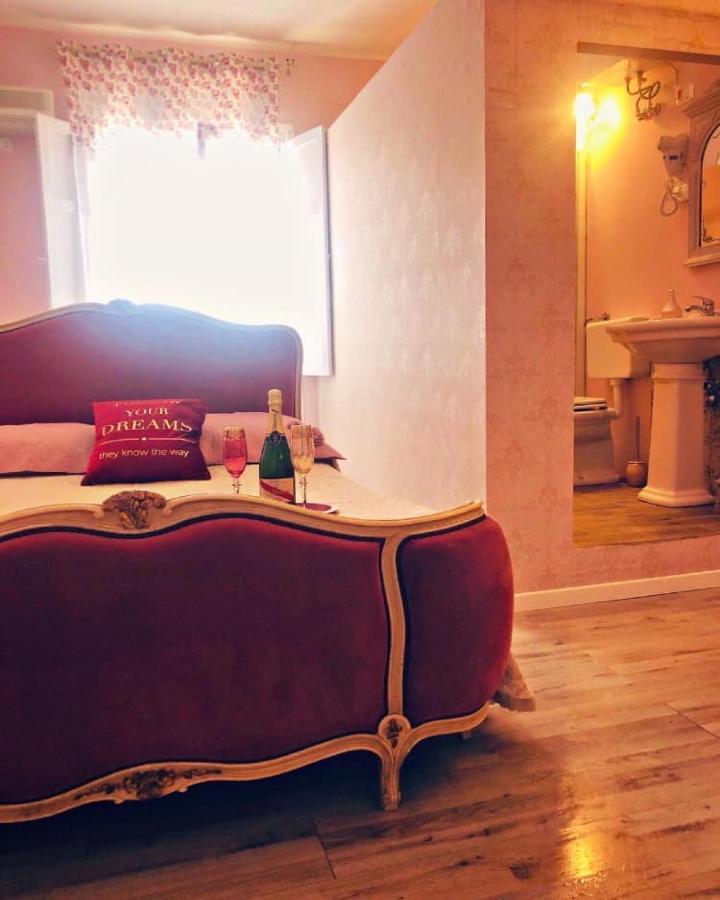 B&B Dimora Chic Gioia Tauro Buitenkant foto