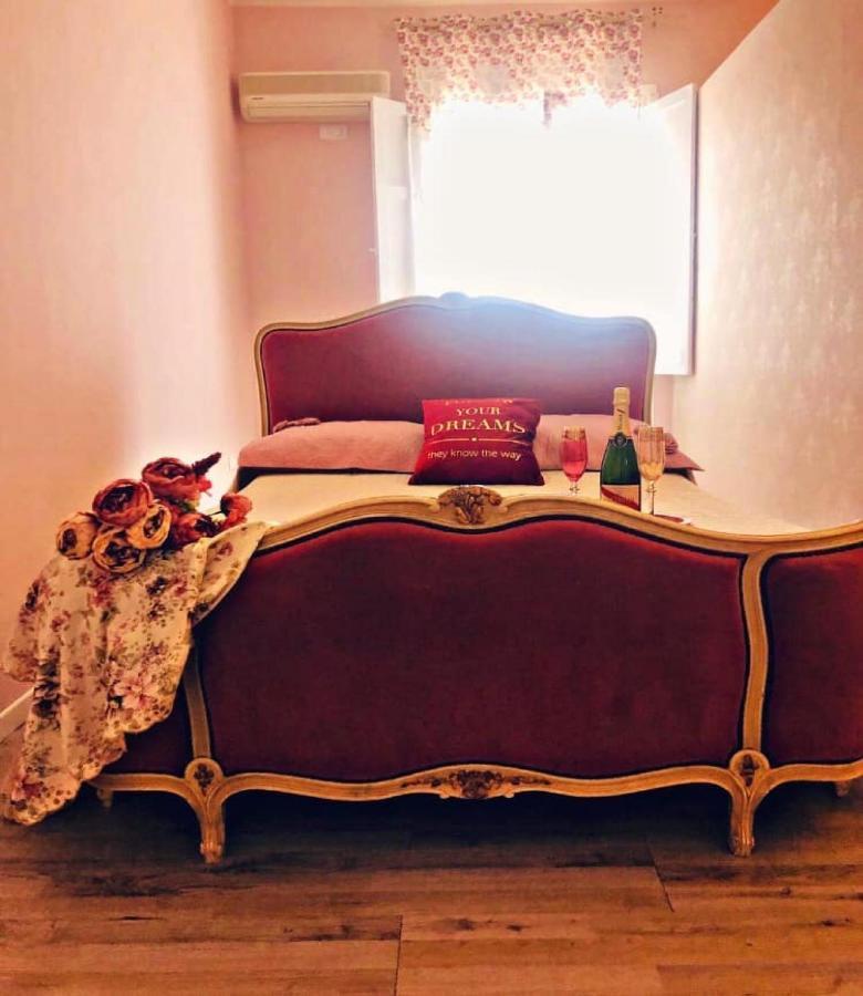 B&B Dimora Chic Gioia Tauro Buitenkant foto